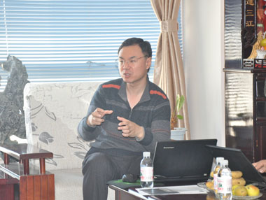 外审老师在末次会议上进行总结 外审老师在末次会议上进行总结